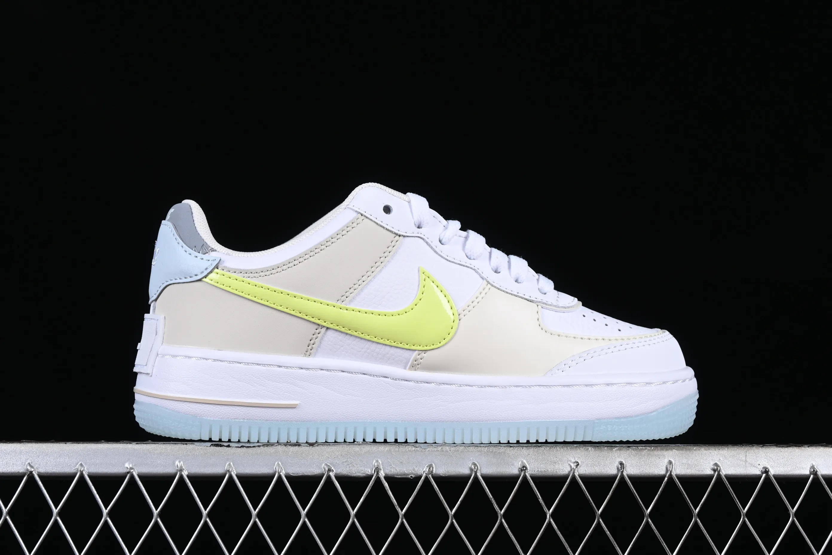 All Categories Nk Air Force 1 Air Force Series Nk Air Force 1 Shadow Air Force Lightweight Increase Nk Air Force 1 Shadow Air Force One Lightweight Increase Low-top Versatile Sneakers FB7582-100